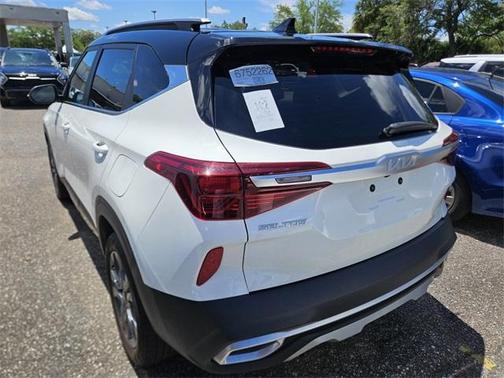 2023 Kia Seltos S