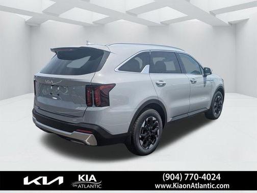 Wolf Gray 2026 Kia Sorento S