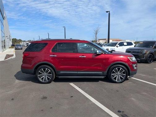 2017 Ford Explorer Platinum