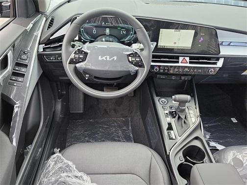 2025 Kia Niro SX