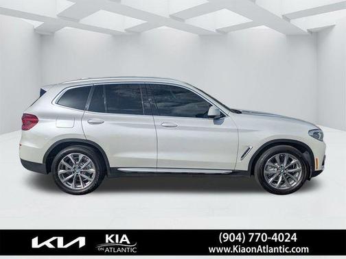 White Metallic 2019 BMW X3 sDrive30i