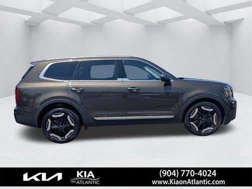 Dark Moss 2025 Kia Telluride S
