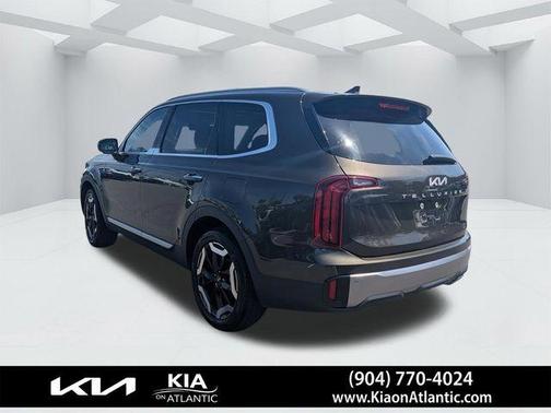 Dark Moss 2025 Kia Telluride S