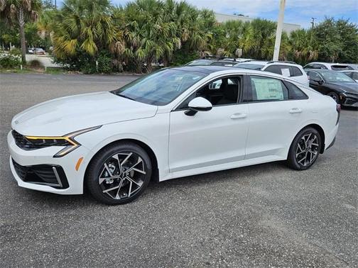 2025 Kia K5 EX