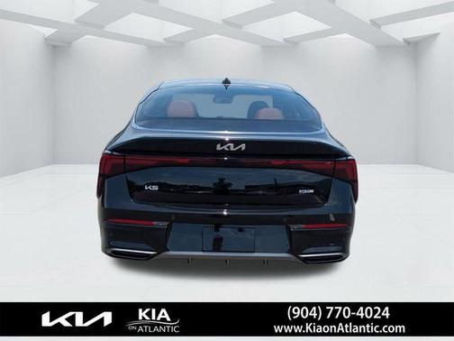 Aurora Black Pearl 2026 Kia K5 GT-Line