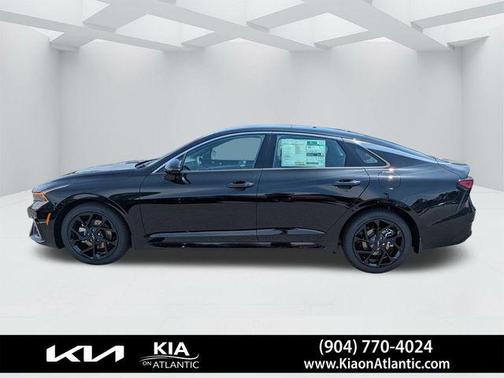 Aurora Black Pearl 2026 Kia K5 GT-Line
