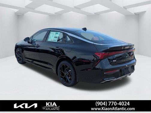 Aurora Black Pearl 2026 Kia K5 GT-Line