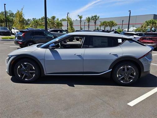 2025 Kia EV6 Light Long Range