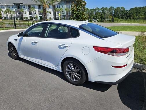 2020 Kia Optima LX