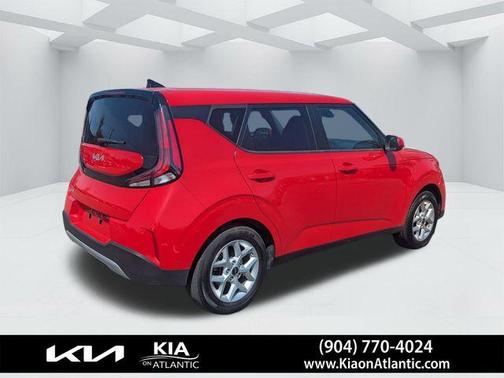 Inferno Red 2024 Kia Soul LX