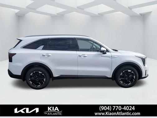 Glacial White Pearl 2026 Kia Sorento S