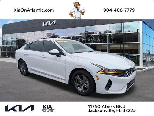 Glacial White Pearl 2024 Kia K5 LXS