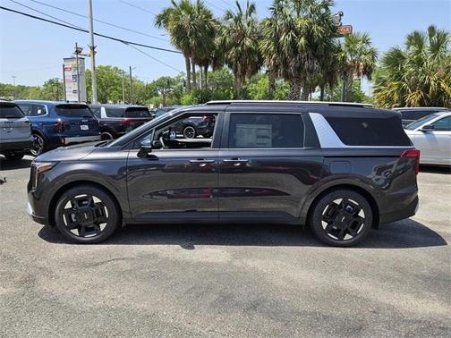 2025 Kia Carnival EX