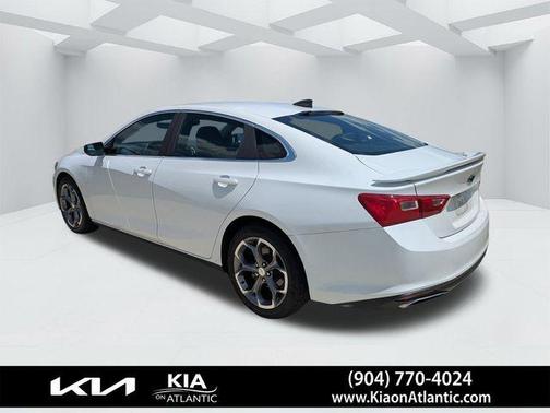 Summit White 2019 Chevrolet Malibu RS