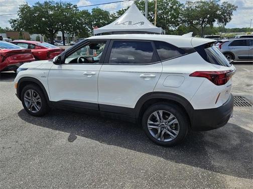 2023 Kia Seltos LX