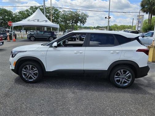 2023 Kia Seltos LX