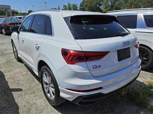 2023 Audi Q3 45 S line Premium