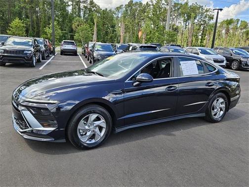 2025 Hyundai SONATA SE