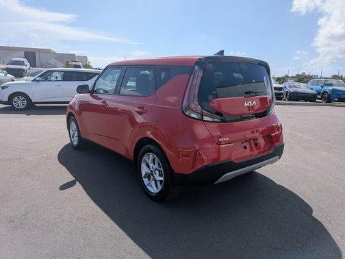 2025 Kia Soul LX