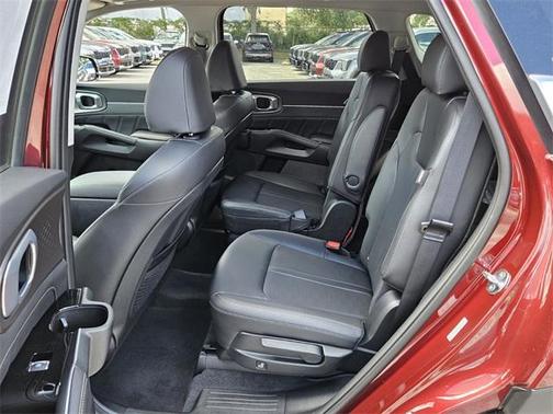 2025 Kia Sorento SX