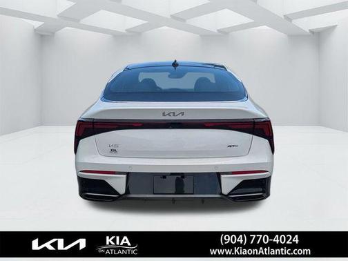Snow White Pearl 2025 Kia K5 GT-Line