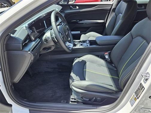 2025 Kia K5 GT