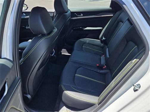 2025 Kia K5 GT
