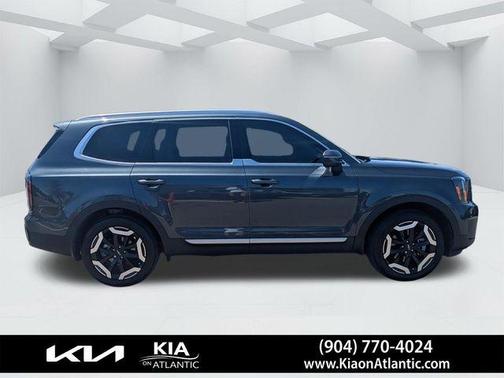 Gravity Gray 2024 Kia Telluride EX