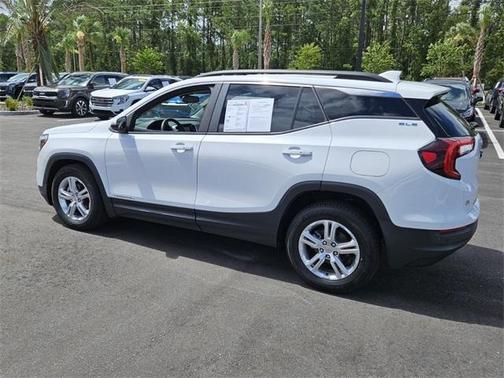 2022 GMC Terrain SLE
