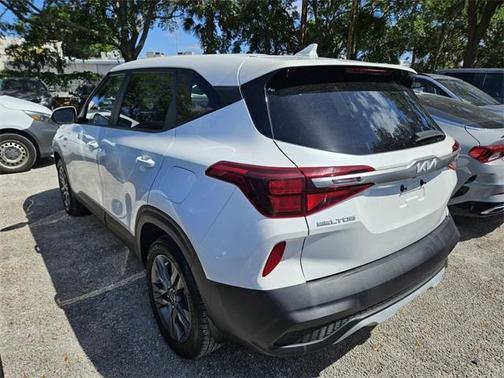 2022 Kia Seltos LX