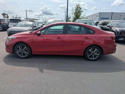 Currant Red 2024 Kia Forte LXS