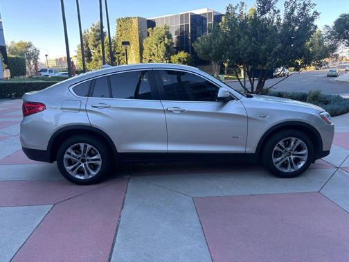 2017 BMW X4 xDrive 28i