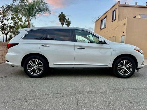 2020 INFINITI QX60 Pure