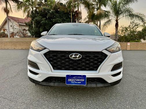 2020 Hyundai TUCSON SE
