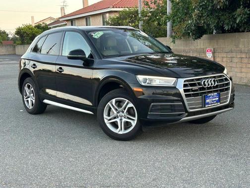 Black 2018 Audi Q5 2.0T Premium