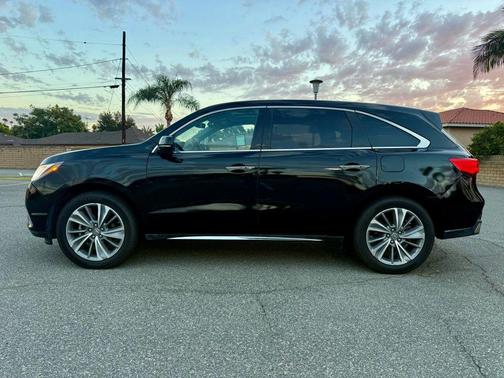 2017 Acura MDX 3.5L w/Technology Package