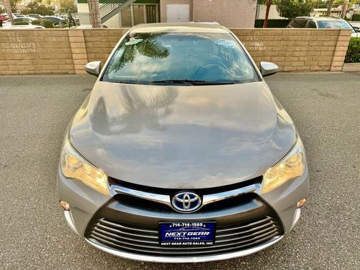2016 Toyota Camry LE