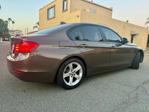 2015 BMW 320 i