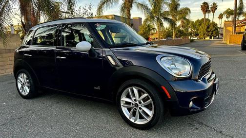 2012 MINI Cooper S Countryman Base