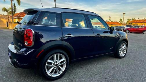2012 MINI Cooper S Countryman Base