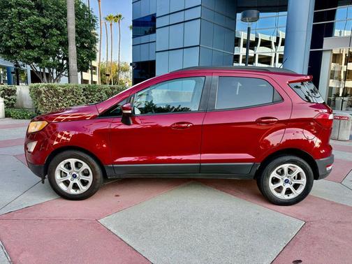Ruby Red Metallic Tinted Clearcoat 2019 Ford EcoSport SE