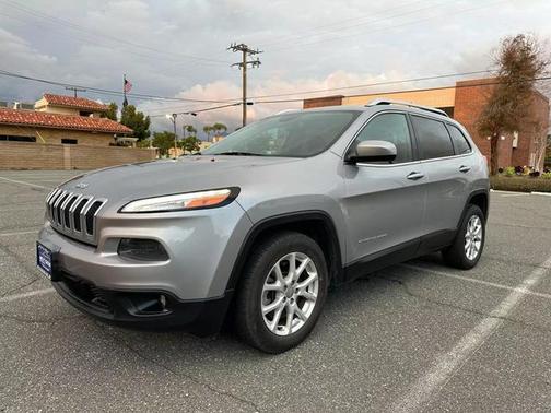 2014 Jeep Cherokee Sport