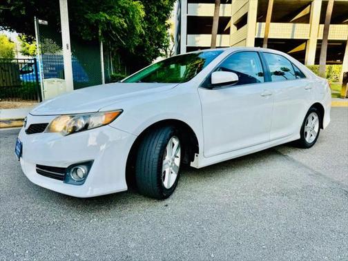 2014 Toyota Camry SE Sport
