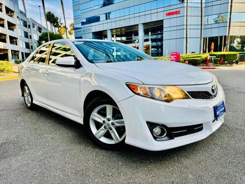 2014 Toyota Camry SE Sport