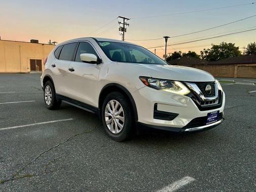 2020 Nissan Rogue S