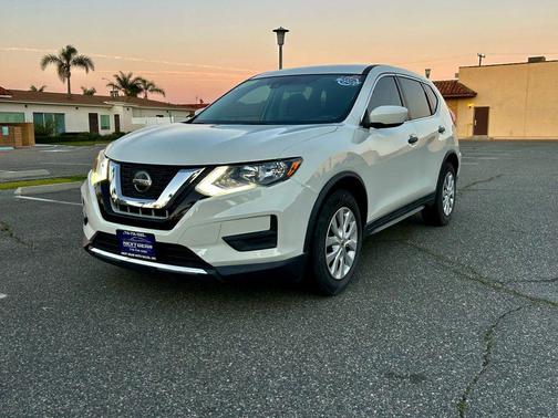2020 Nissan Rogue S