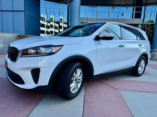 2019 Kia Sorento LX