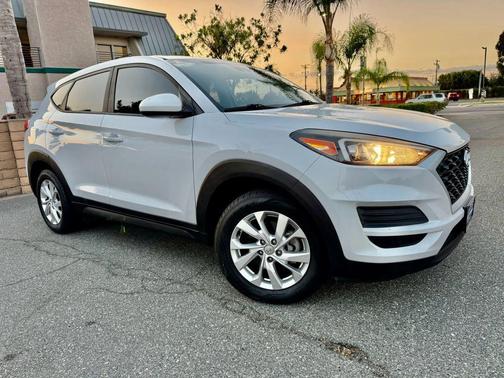 2019 Hyundai TUCSON SE