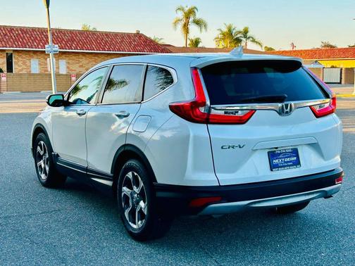 Platinum White Pearl 2019 Honda CR-V EX