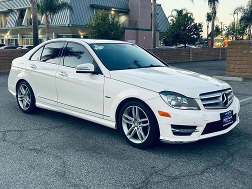 2012 Mercedes-Benz C-Class C 250 Luxury Sedan 4D